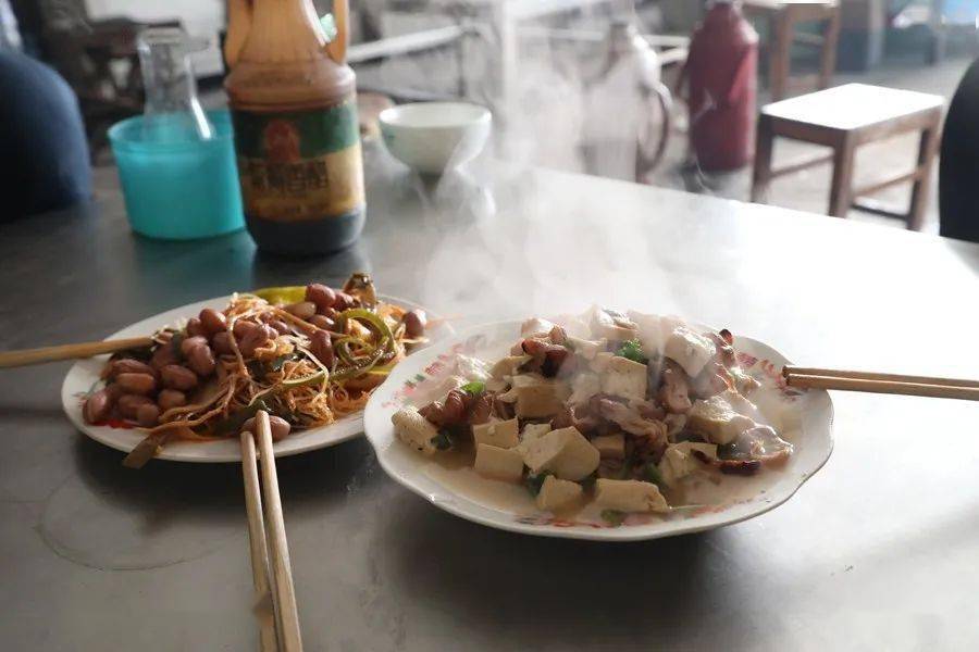 我的幸福小生活牛肉面 4ef433bb845b40b1841c2b11df5be091.jpeg