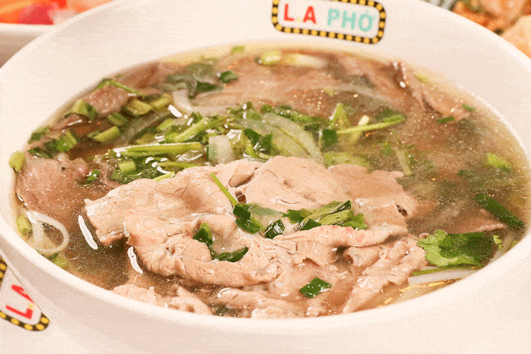 招牌越南牛肉河粉 香茅鸡排饭 越南滴滴咖啡