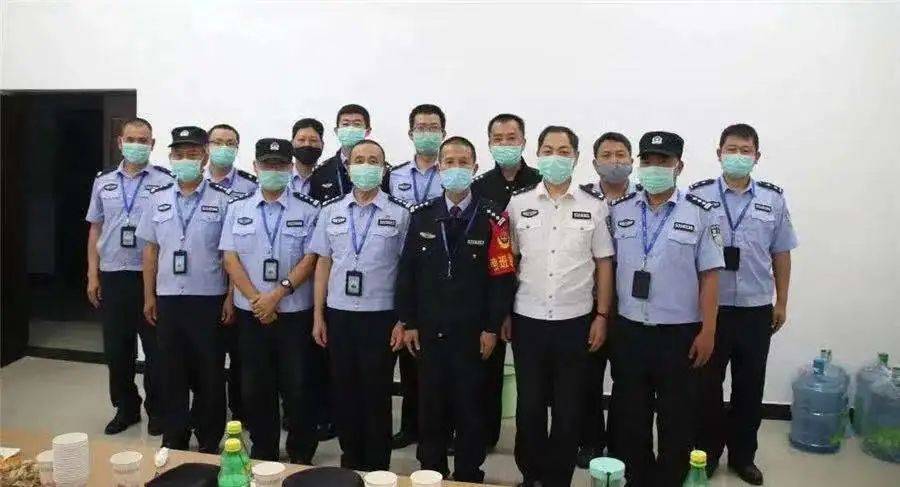 西双版纳人口2021普查_2021年西双版纳泼水节(2)
