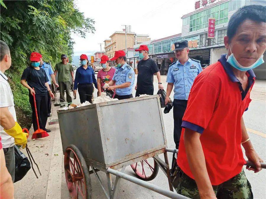 西双版纳人口2021普查_2021年西双版纳泼水节(3)