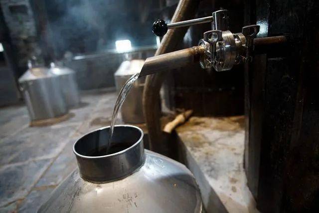 【适量饮酒 快乐生活】中国蒸馏酒传统酿造技艺特色