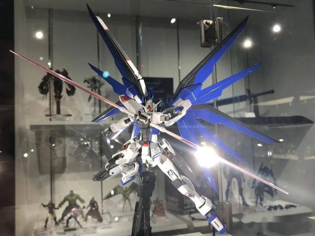 【本月出货】万代1月 魂限 metal robot魂 自由高达 新展示(正式版