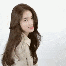 怎么拉直发比较自然 6dd10a5d728544bca7830a23d18573c9.gif