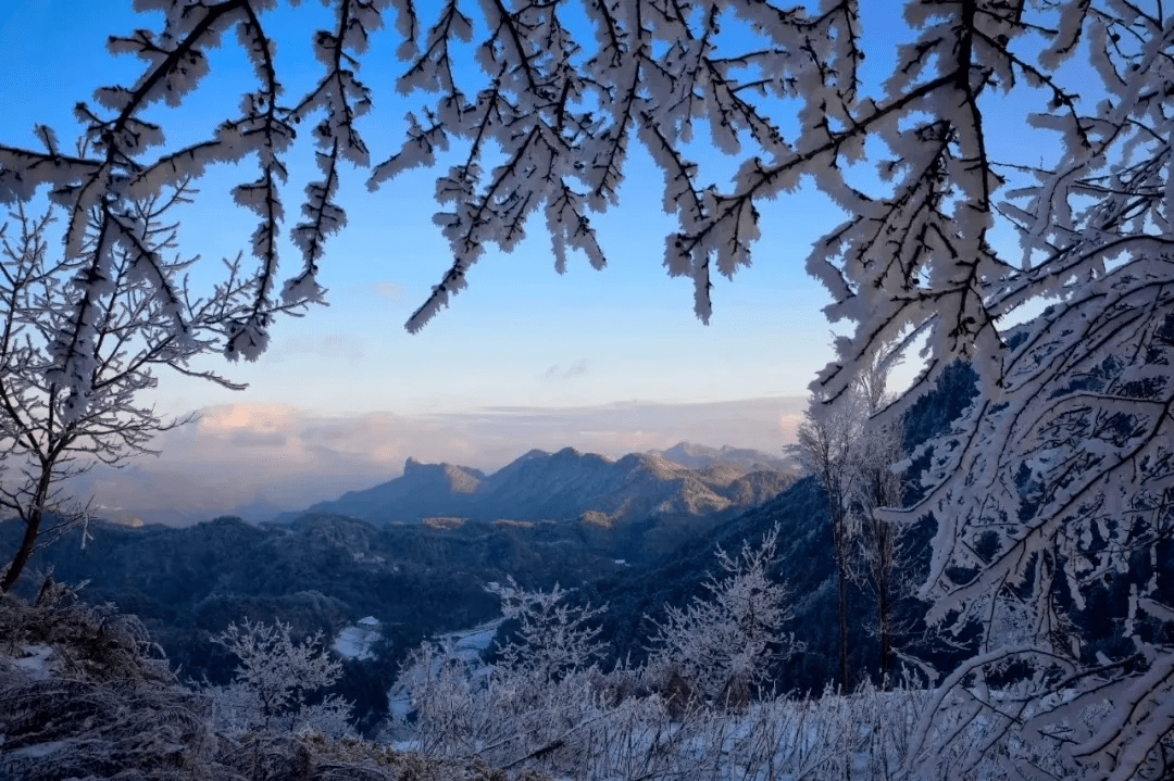 嬉雪自由曾家山滑雪场2日自驾游