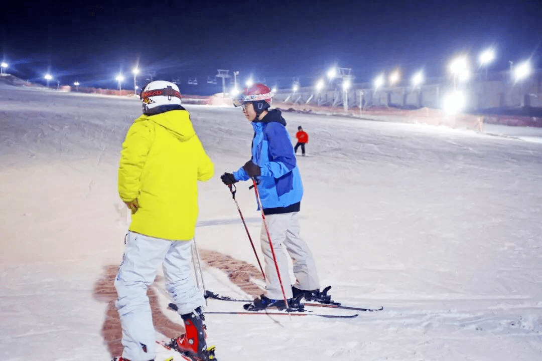 1日|夜滑渔阳滑雪场|夜场滑雪你就是"夜空下最亮的星"!