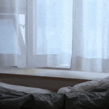 客厅,厨房,洗手间……sueddu家中的各个地方都相当简约.