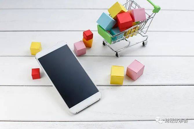 40%的收入来自网络。1995年后苹果商店导购怎么玩私域流量?