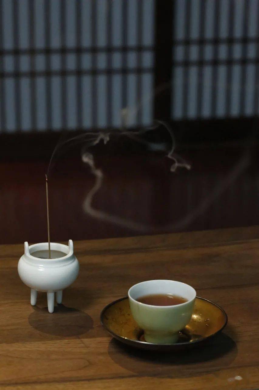 闲有可栖, 茶暖冬日.