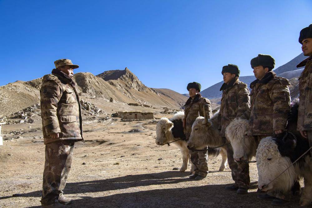 GDP 深藏功和名的_美国和中国gdp