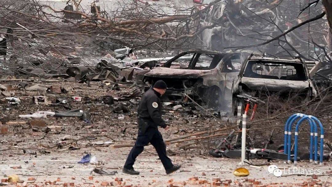 【现场】美国纳什维尔圣诞节自杀式汽车炸弹爆炸事件