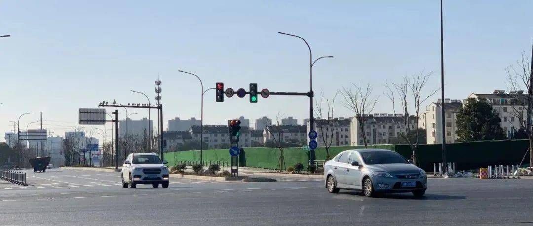 新吴区在无锡经济总量排名_无锡新吴区新华路图片(3)
