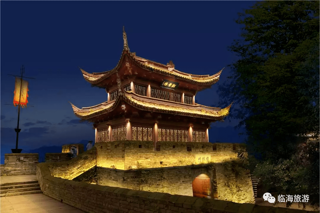 临海的夜景图,每一张都值得收藏!