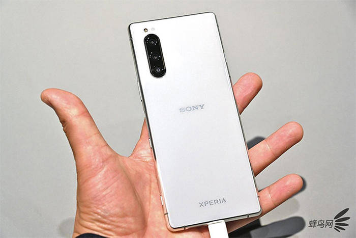 小尺寸旗舰手机 索尼xperia 5 券后4340元