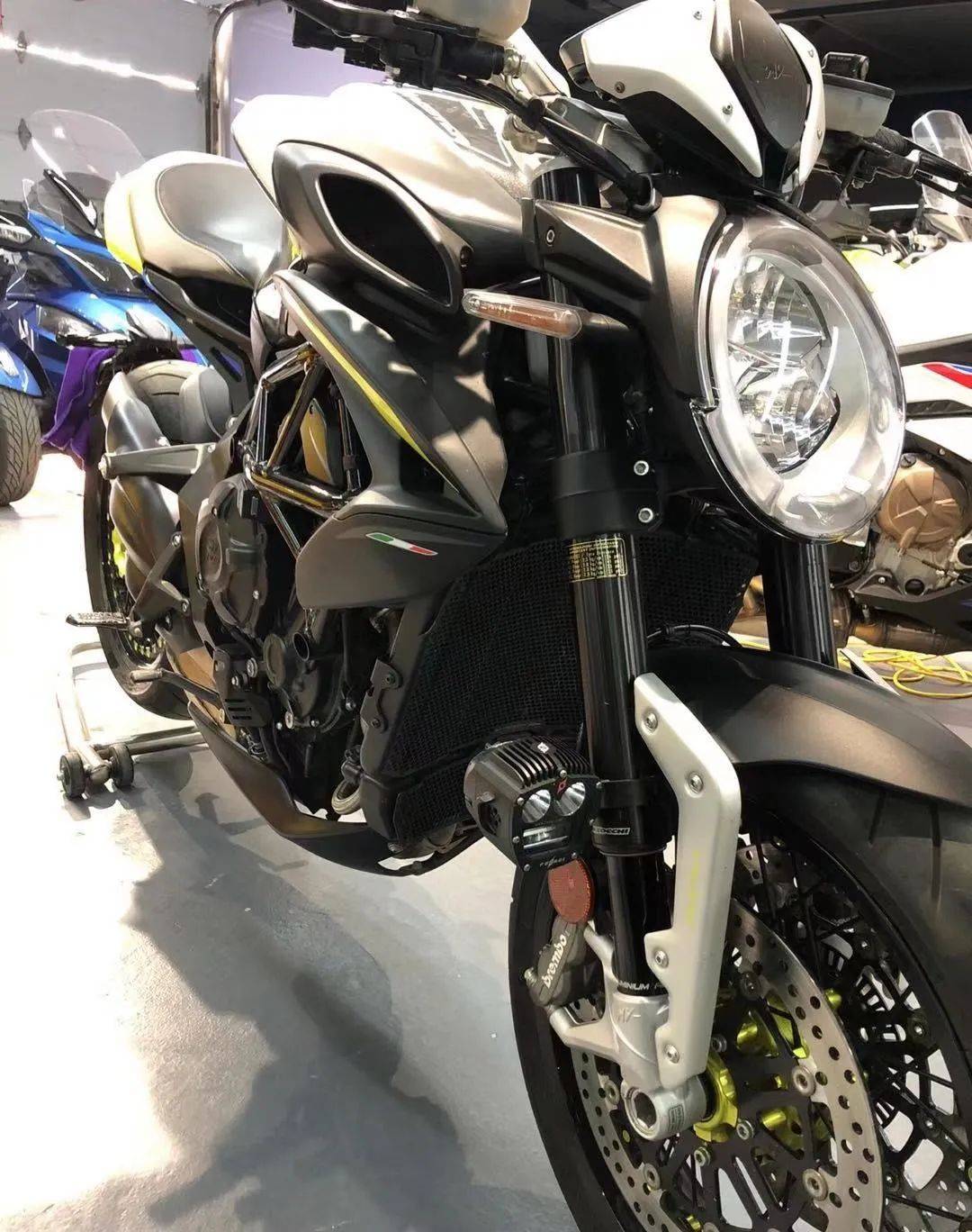 67转让山东2020年大贸奥古斯塔mv800rr