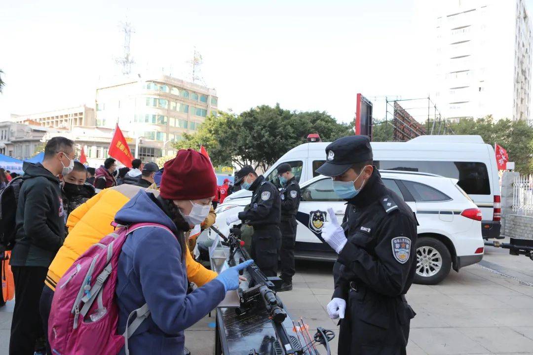 公安之窗打卡警营警彩纷呈看厦门警察怎么庆祝首个人民警察节