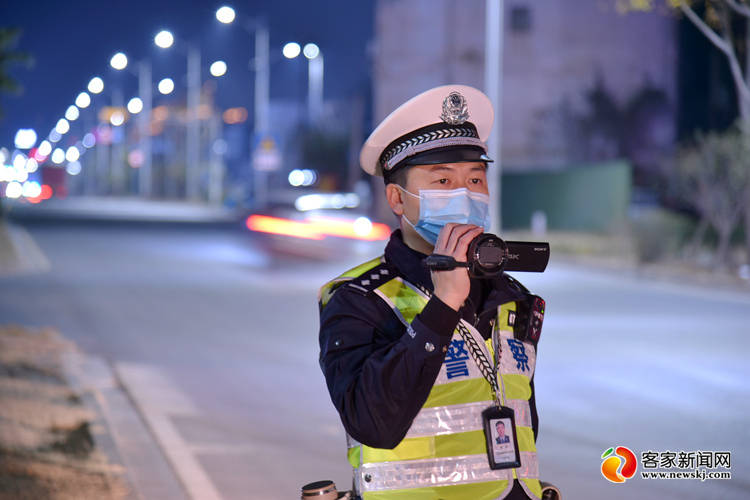 警察节特别报道 罗平:交警队里的"神捕"_赣州市