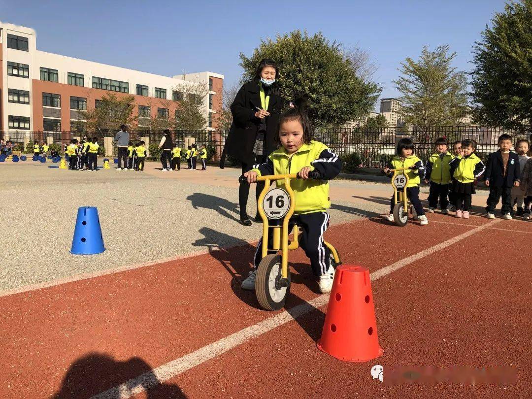平衡车怎么骑得快 3e803dff0a44443dbd5560cbf7c61456.jpeg