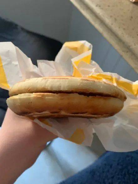 “麦当劳,陕西肉夹馍的脸都让你丢尽了!”