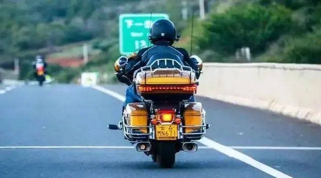 什么时候解除禁摩限电 d2214faeb7094879bb87e456c0861cc3.jpeg