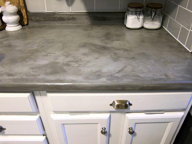 厨房灶台太旧想改色真的可以不用拆水泥浇一层立马焕然一新