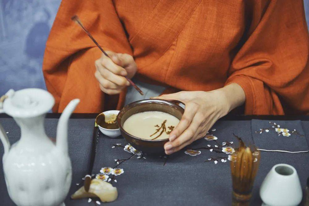 再现宋代人生活风貌,我市开展宋代点茶比赛