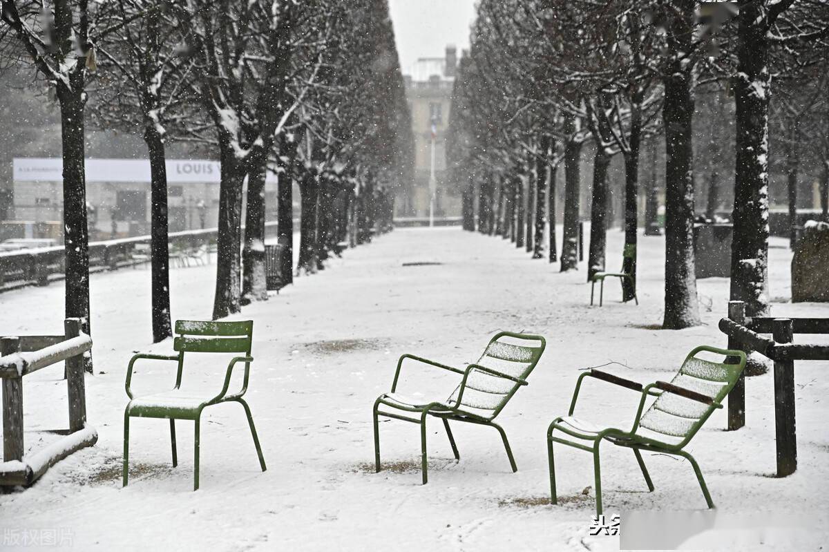 摄影组图:巴黎雪景美