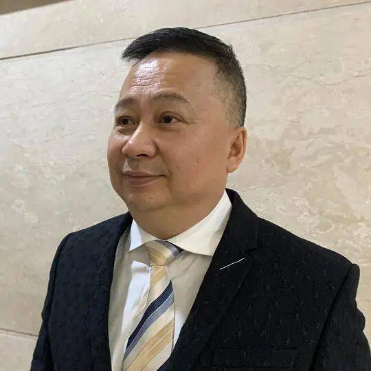 刘义成都富森美家居股份有限公司党委书记,总经理