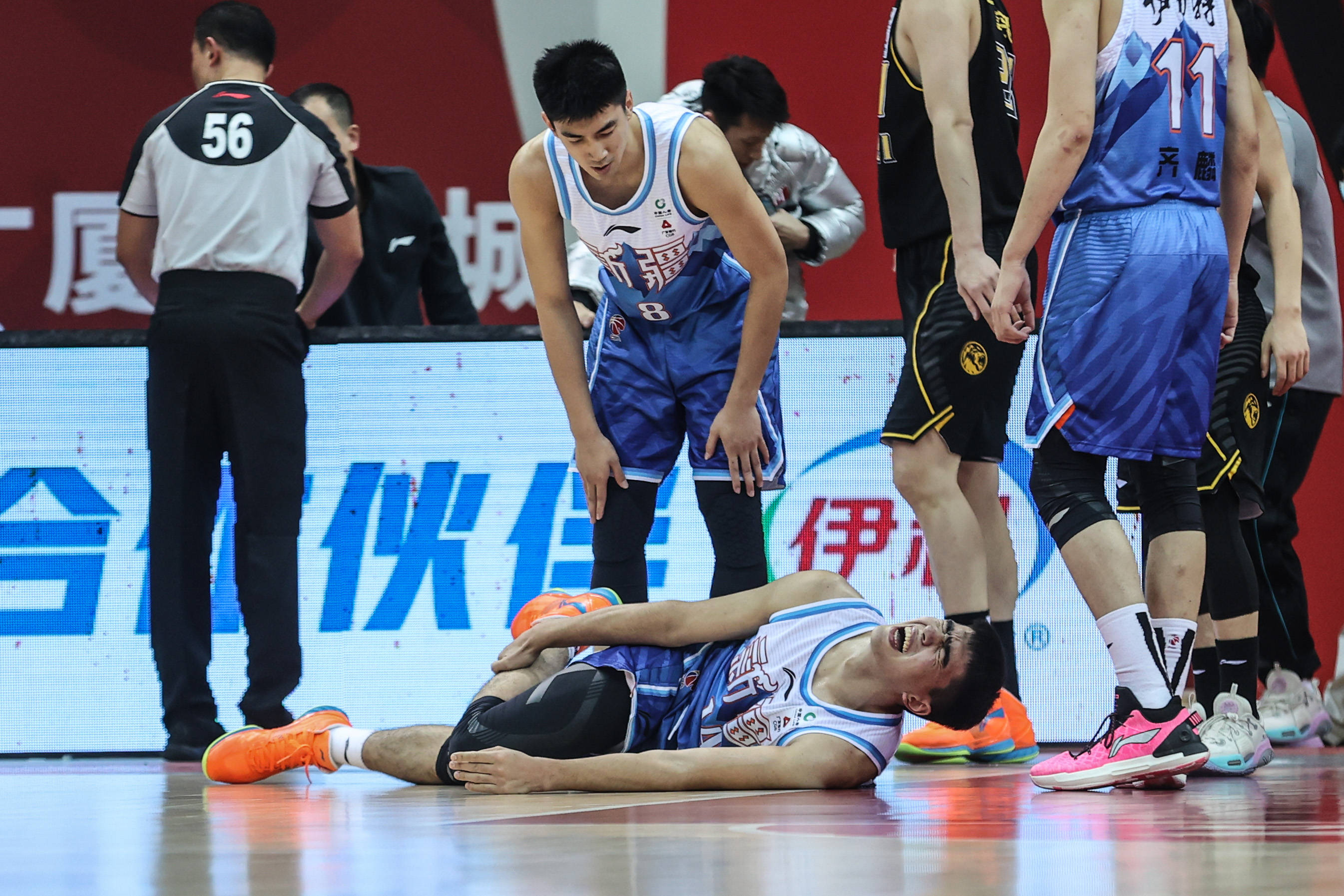 篮球——cba第二阶段:浙江广厦控股胜新疆伊力特