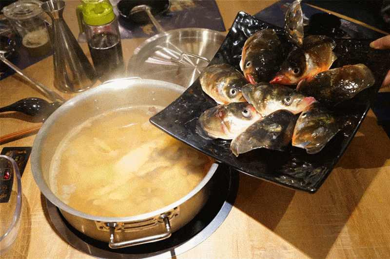 各商家团年饭火热预订中!