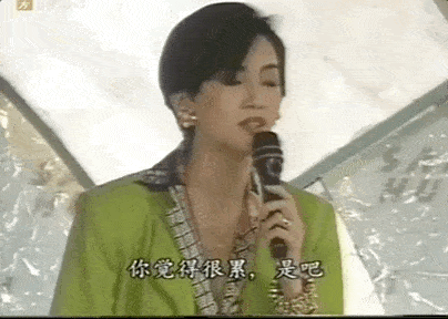 年轻的林忆莲还有独唱的机会.