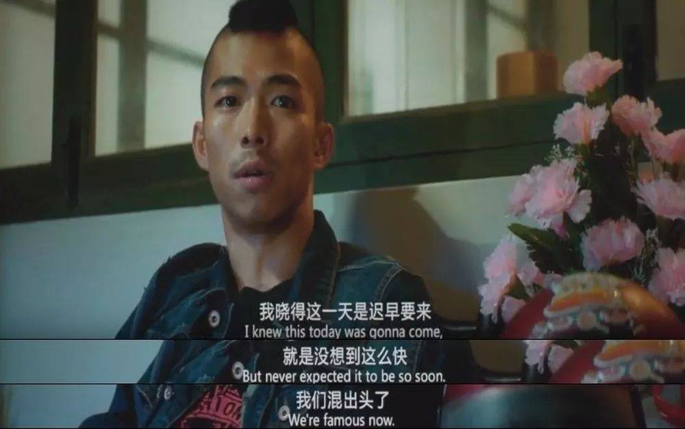 他充满信心,放出"做大做强,再创辉煌"的豪言壮志; 甚至当抢