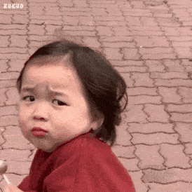 5岁女孩,带着二胎妹妹爆红,圈粉100万:一般人模仿不来