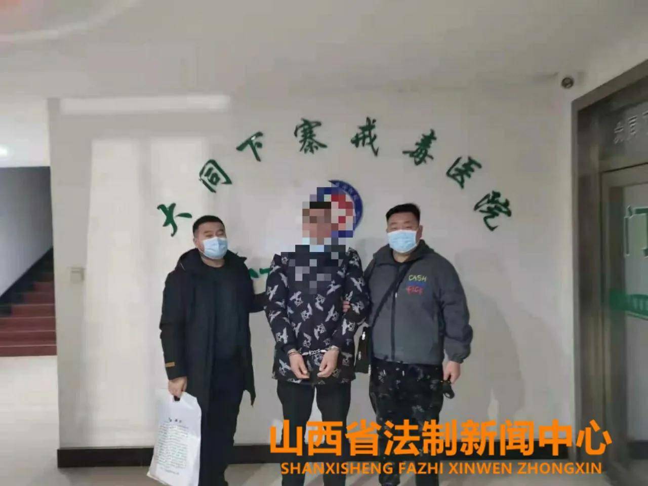 大同市公安局巡特警支队重拳出击连续抓获八名违法嫌疑人