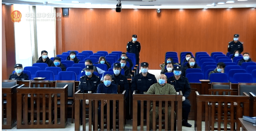 一审判决书还披露了事故发生后的部分细节:敖汉旗公安局交警大队