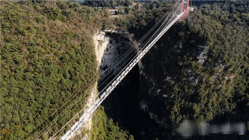 玻璃栈道,高空秋千.快去曲靖这个国家4a级景区打卡吧