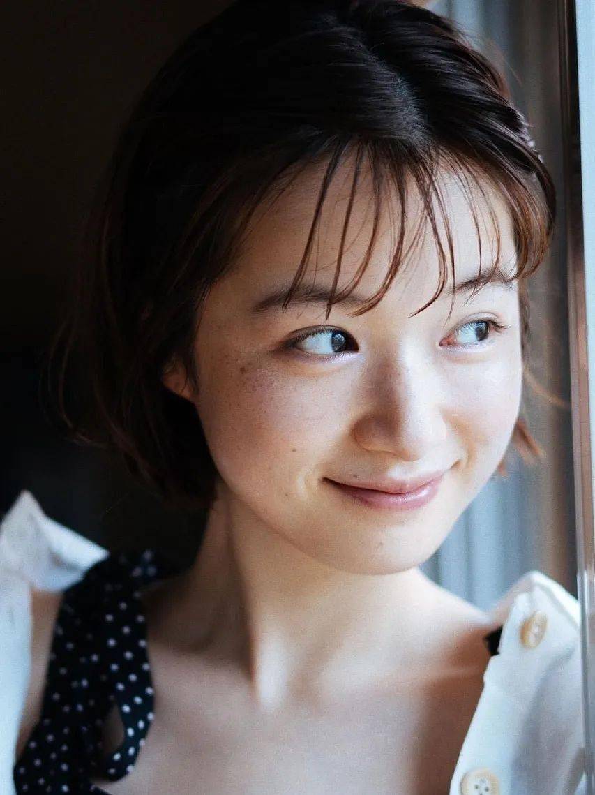 image:ig@imada_mio仔细品品,今田美樱清纯可爱的