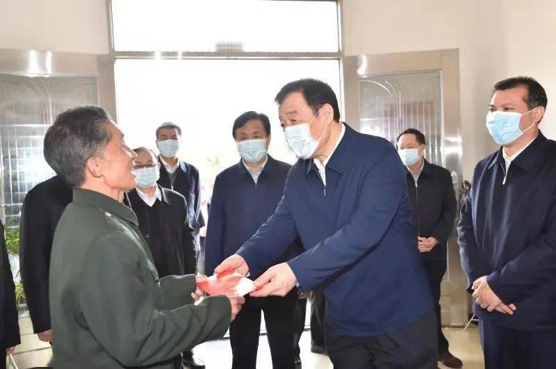 春节前夕,刘奇书记来到吉安市走访慰问