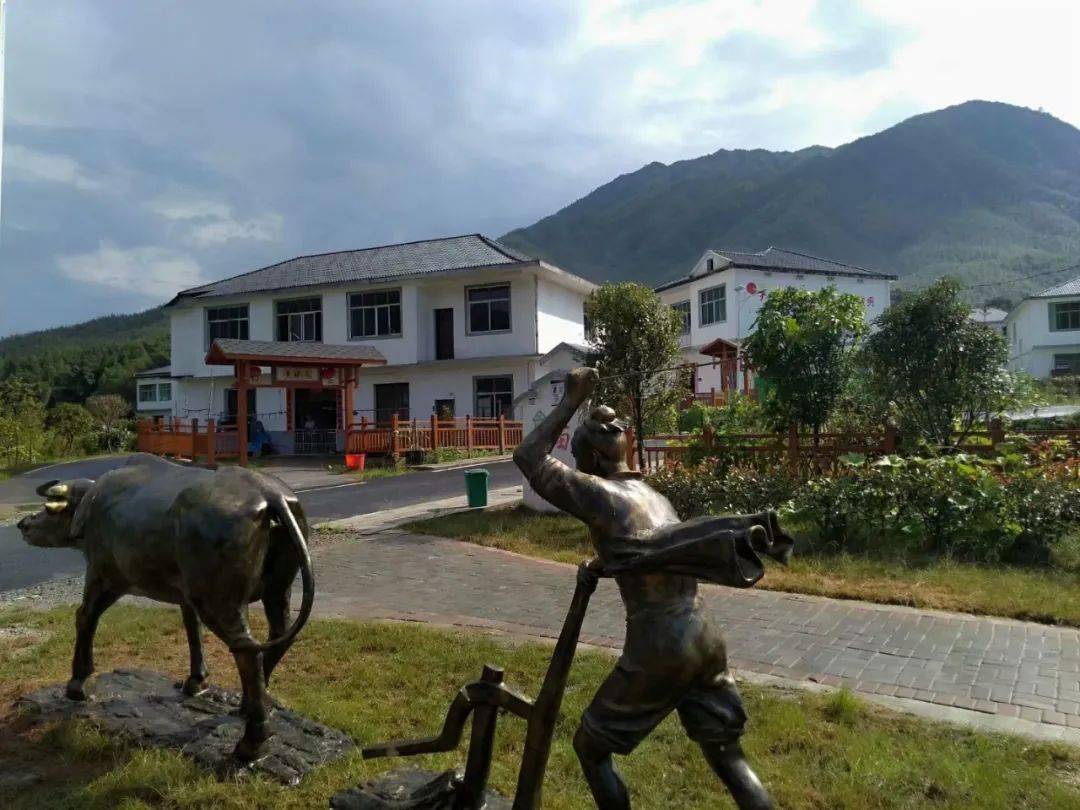 澡溪乡株梓村这2家新增为江西省aaa乡村旅游点名副其实希望发展的越来