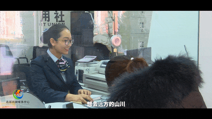 一张张纯洁的笑脸便是最美的风景 孩童时的笑容是那样纯真灿烂,就让