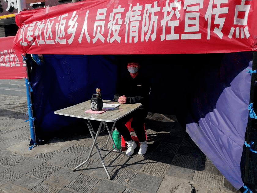 返乡社会实践活动(六)丨江外院学子投身抗疫志愿服务进行时
