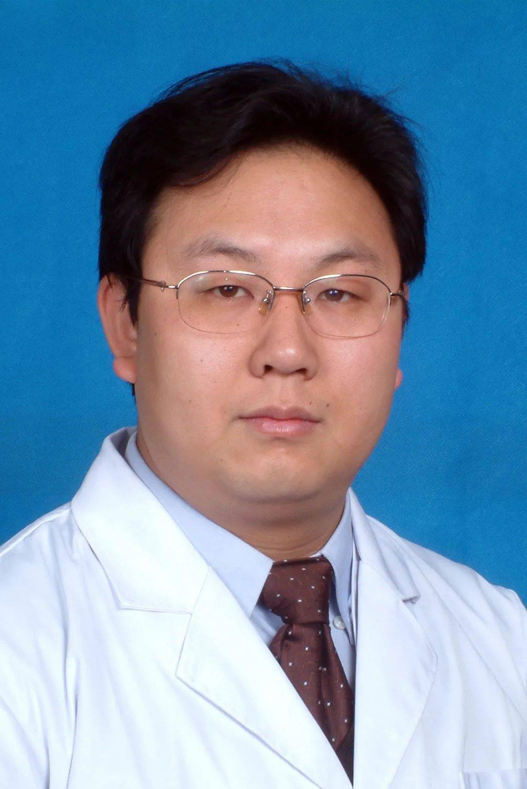 李建军主任中医师教授河北以岭医院荣誉副院长,肌萎缩治疗中心主任兼