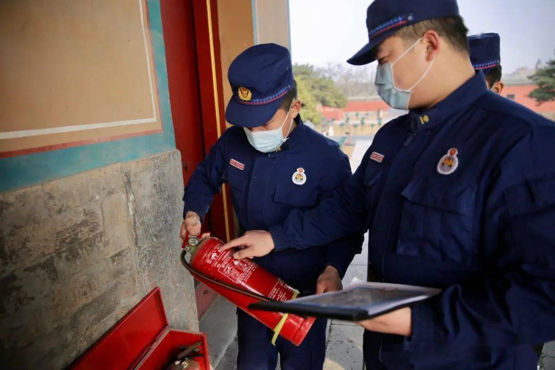 新京报记者 郑新洽 摄在故宫这个有着特殊意义的地方备勤,指导员蔡瑞