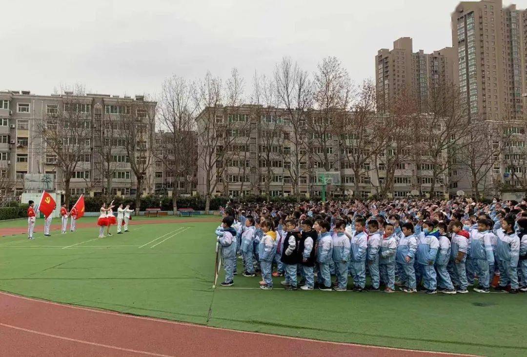 学史增信崇德 赓续红色基因 —— 灞桥区东城第二小学开学典礼纪实