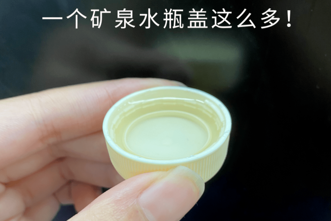 精液颜色健康的精液都是乳白色或者黄色,如果发现血色或者黑色杂质的