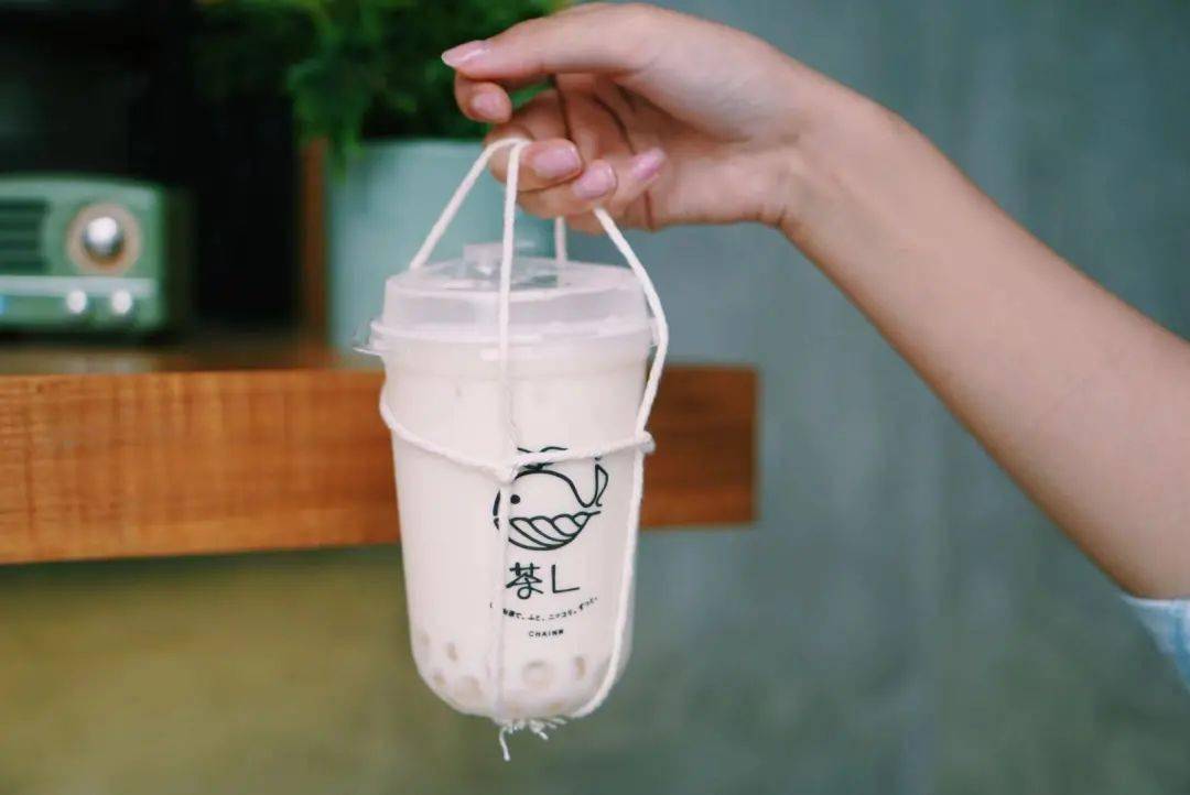 2元!可爱外带奶茶杯,日系小清新奶茶店,穿越东京!