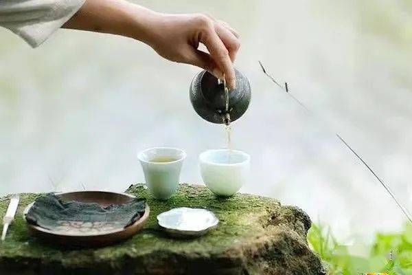 【有声散文】人生与茶 || 文:张云峰 ||诵:默韵