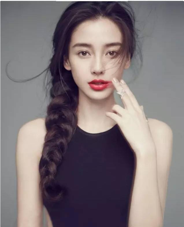这一款发型打破沉闷,减龄又少女,让你美回18岁_杨桃