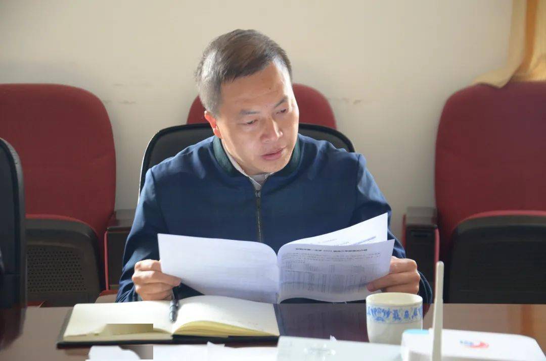 市委教育工委书记,市教育体育局党组书记张伟到弥勒市第一中学调研