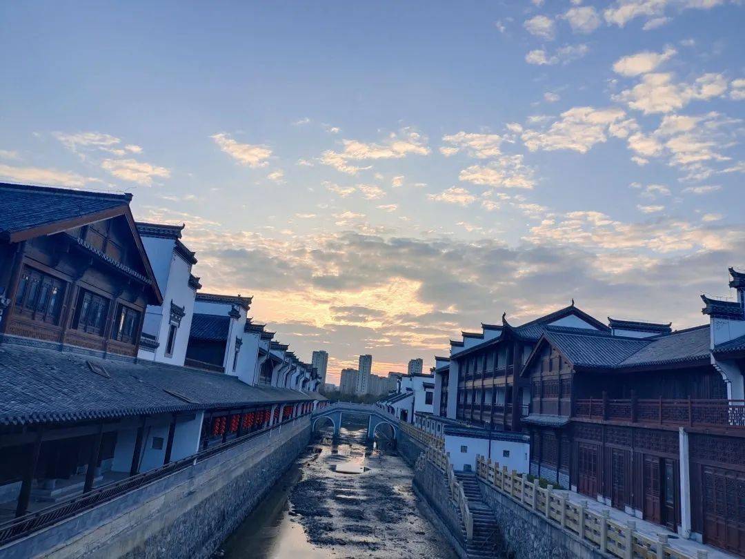 鸠兹古镇女士半价!春暖花开,相约鸠兹
