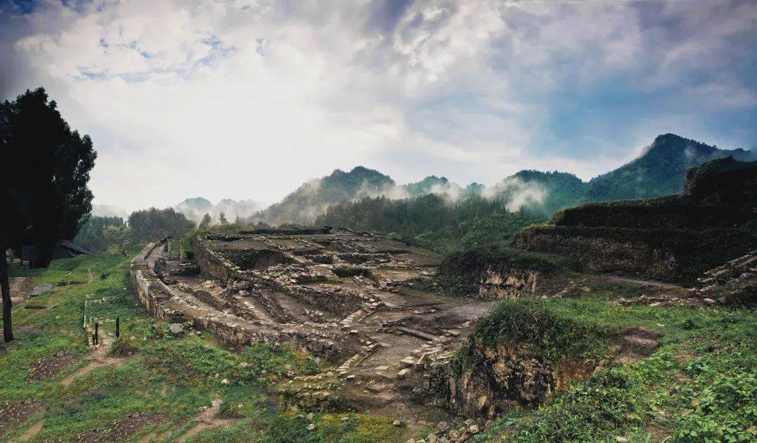 湖北唐崖土司遗址"荆南雄镇"牌坊 湖南永顺老司城遗址